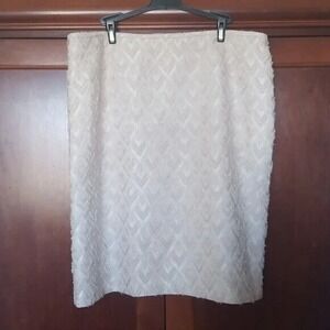Preston & York White Textured Pencil Skirt